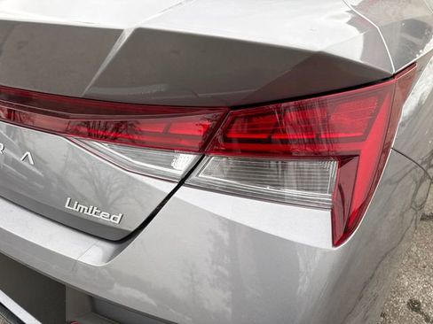New 2026 Hyundai Elantra Limited image 11