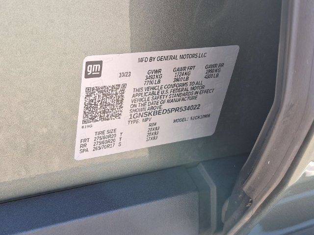 Used 2023 Chevrolet Suburban LS w/ Driver Alert Package AWD/4WD image 36
