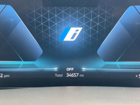 Used 2025 BMW X5 xDrive50e image 19