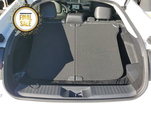 Certified 2024 Toyota Prius XLE image 19