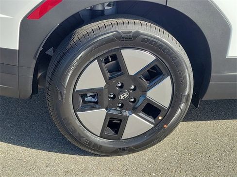 New 2026 Hyundai Santa Fe SE image 23