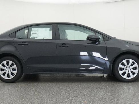 New 2026 Toyota Corolla LE FWD image 19
