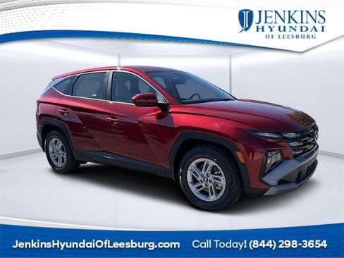 New 2026 Hyundai Tucson SE image 1