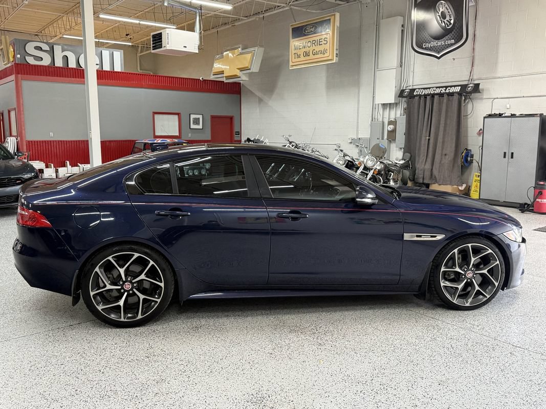 Used 2017 Jaguar XE R-Sport RWD image 7