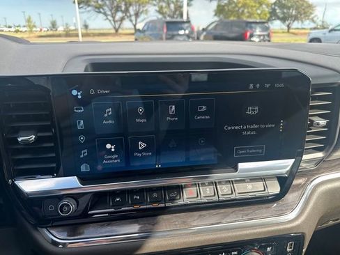 Used 2024 Chevrolet Silverado 1500 LTZ image 18