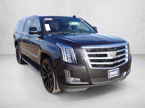 Used 2019 Cadillac Escalade ESV Luxury image 6