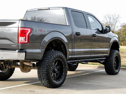 Used 2016 Ford F150 XLT image 15