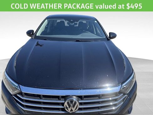 Used 2019 Volkswagen Jetta SEL w/ Cold Weather Package FWD image 3
