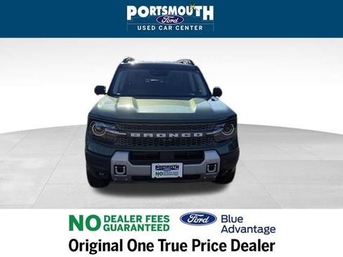 Used 2025 Ford Bronco Sport Badlands image 9