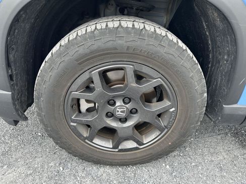 Used 2023 Honda Pilot TrailSport image 10
