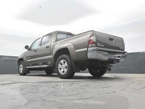 Used 2013 Toyota Tacoma PreRunner w/ SR5 Pkg RWD image 23