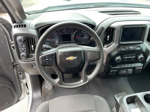 Used 2021 Chevrolet Silverado 1500 Custom AWD/4WD image 13