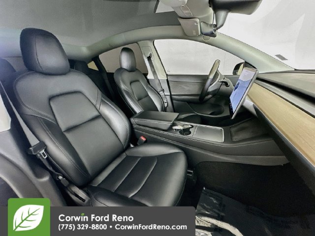 Used 2021 Tesla Model Y Long Range AWD/4WD image 29