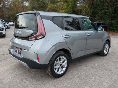 Certified 2024 Kia Soul LX w/ Option Group 015 image 5