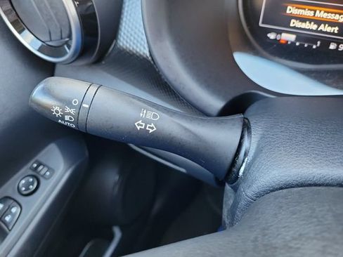 Used 2023 Nissan Kicks SV FWD image 27