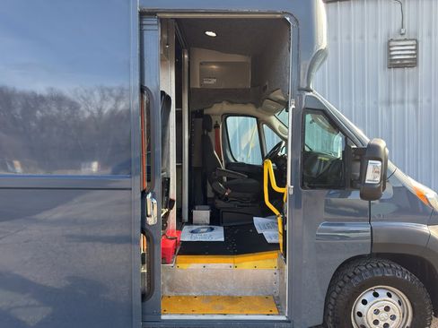 Used 2022 RAM ProMaster 3500 w/ Fleet Safety Group (AWQ) FWD image 29