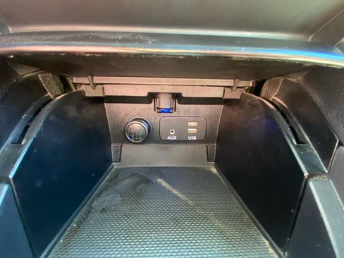 Used 2018 Subaru Legacy 3.6R Limited AWD/4WD image 19