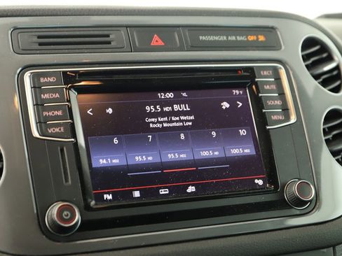 Used 2017 Volkswagen Tiguan Wolfsburg Edition FWD image 27