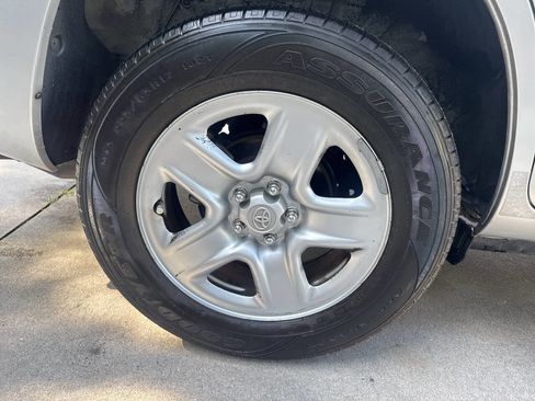 Used 2010 Toyota RAV4 2WD image 24