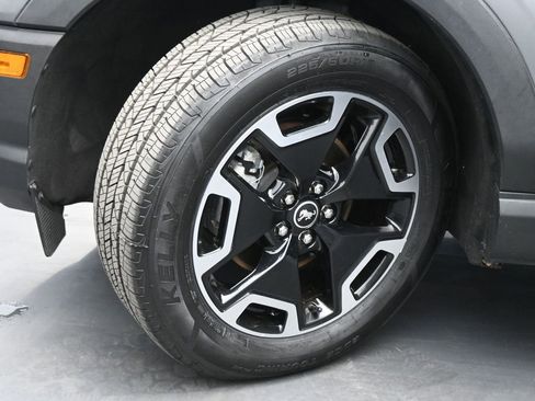 Used 2023 Ford Bronco Sport Outer Banks w/ Tech Package image 23