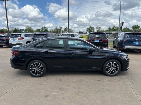 New 2026 Volkswagen Jetta Sport FWD image 4