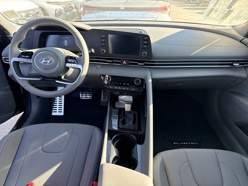 New 2026 Hyundai Elantra SEL Sport Premium FWD image 21