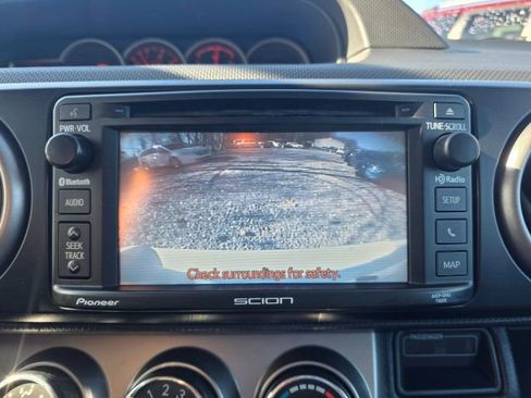 Used 2015 Scion xB image 12