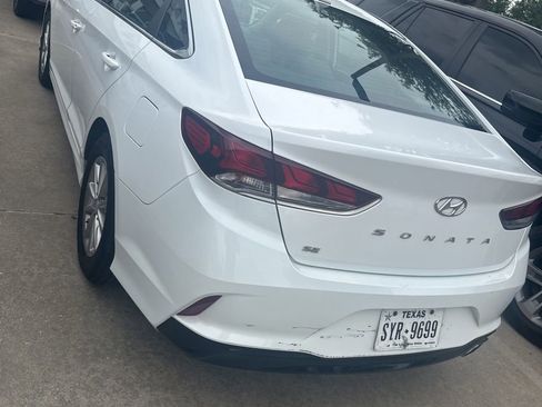 Used 2019 Hyundai Sonata SE FWD image 2
