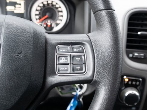 Used 2019 RAM 1500 Express image 7