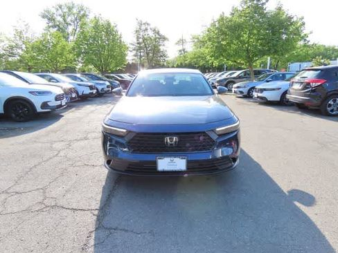 Certified 2023 Honda Accord EX image 6