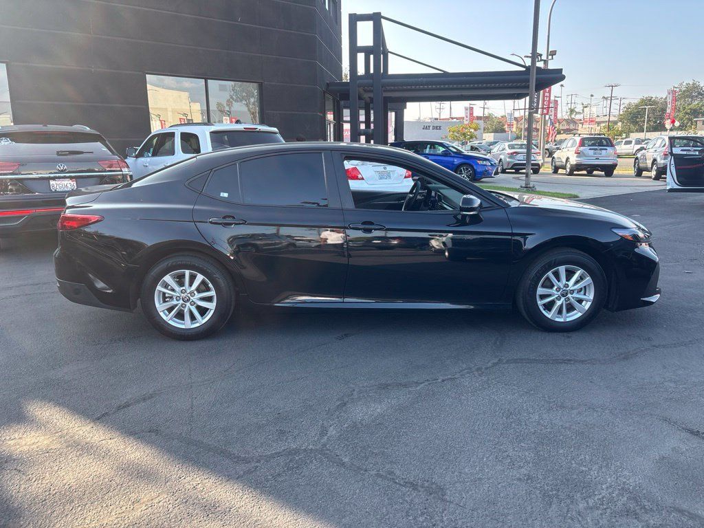 Used 2025 Toyota Camry LE w/ Convenience Package FWD image 3