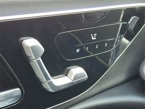 Used 2025 Mercedes-Benz E 450 4MATIC Sedan image 27