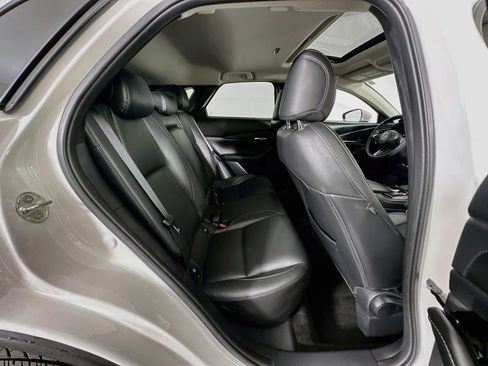 Certified 2025 MAZDA CX-30 AWD 2.5 S w/ Preferred Package image 28