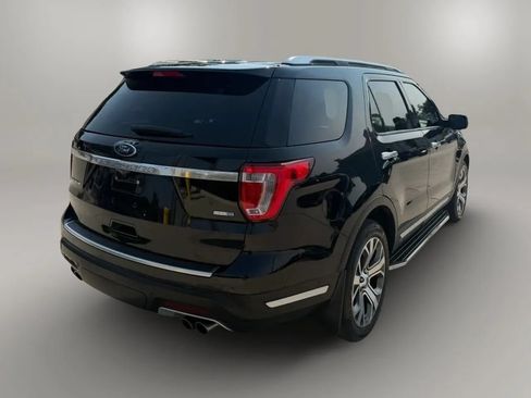 Used 2018 Ford Explorer Platinum AWD/4WD image 7