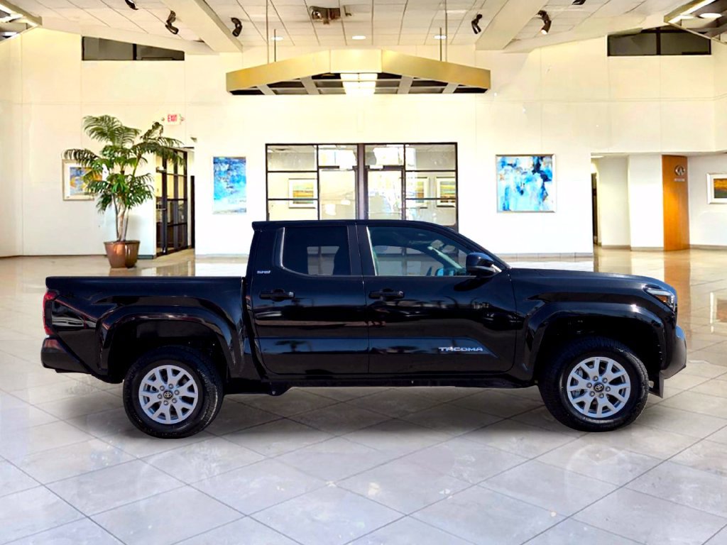 Used 2024 Toyota Tacoma SR5 RWD image 4
