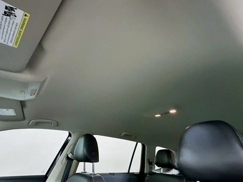 Used 2018 Volkswagen Atlas SE FWD image 11