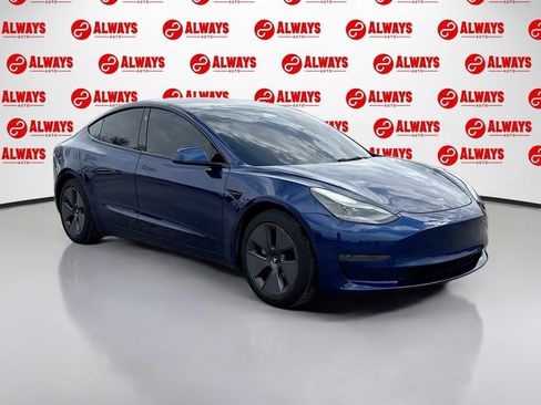 Used 2022 Tesla Model 3 image 3