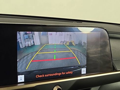 Used 2024 Toyota Crown Limited image 19