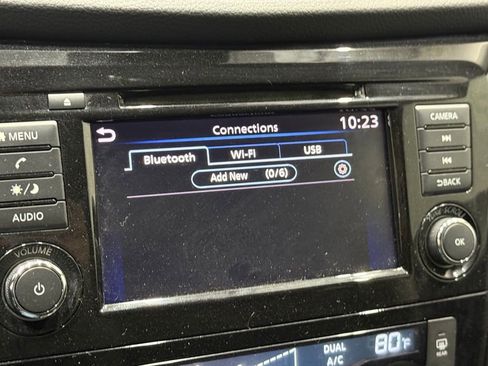 Used 2019 Nissan Rogue SV image 70