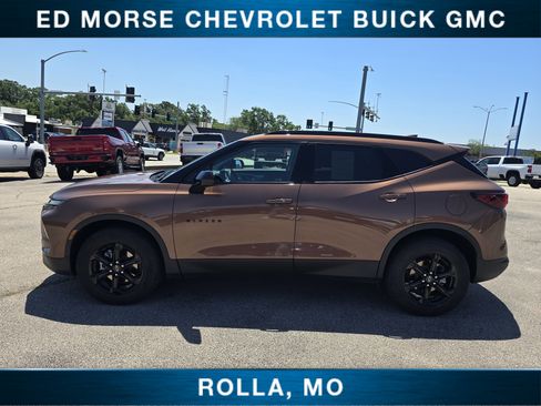 Used 2023 Chevrolet Blazer LT w/ Convenience Package FWD image 6