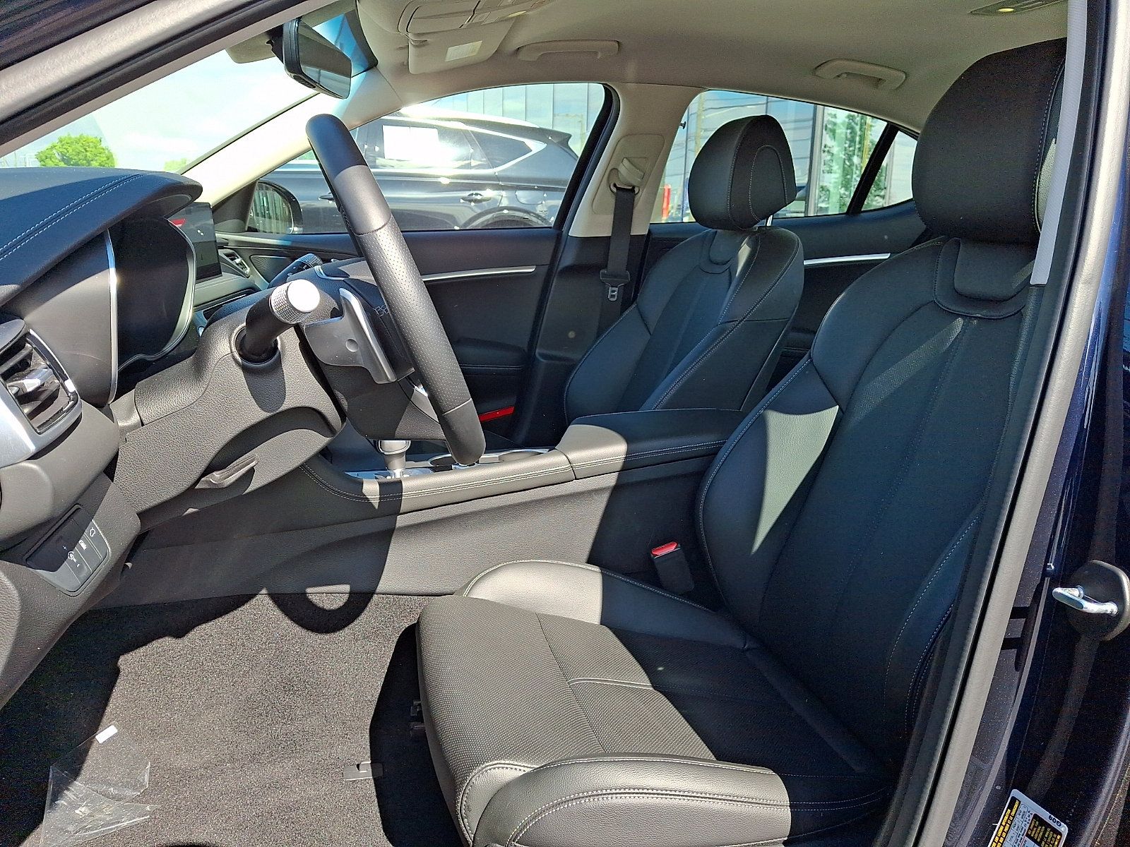 Used 2026 Genesis G70 2.5T AWD/4WD image 13