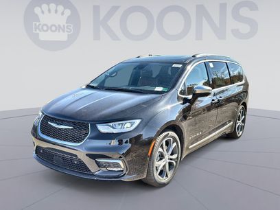New 2026 Chrysler Pacifica Pinnacle
