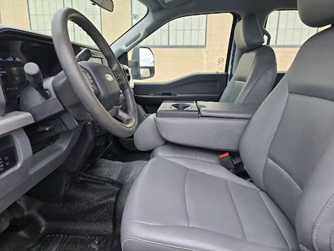 Used 2025 Ford F250 XL w/ FX4 Off-Road Package AWD/4WD image 10