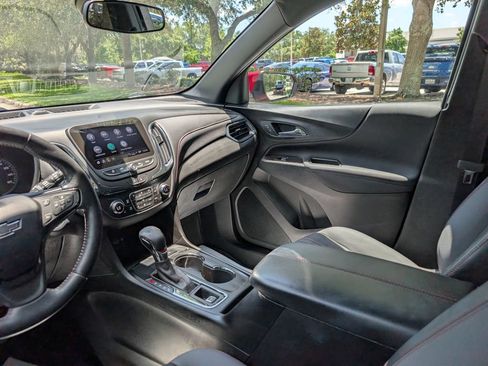 Used 2022 Chevrolet Equinox RS w/ Infotainment Package FWD image 15