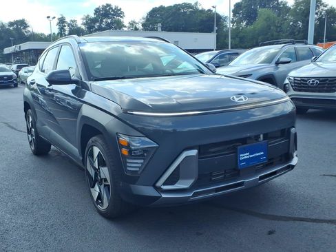 Certified 2024 Hyundai Kona Limited AWD/4WD image 3