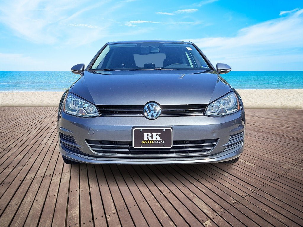 Used 2015 Volkswagen Golf Launch Edition FWD image 2