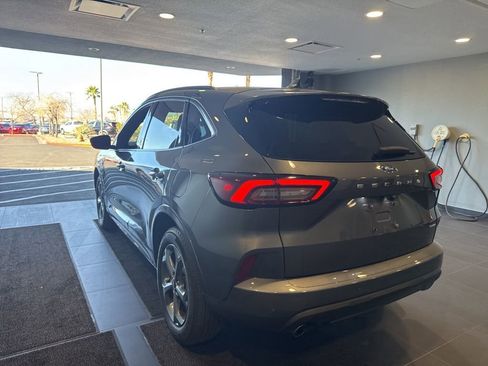 Used 2023 Ford Escape ST-Line w/ Tech Pack #1 image 11