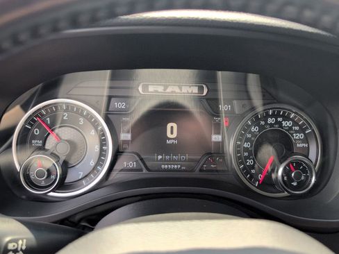 Used 2022 RAM 1500 Laramie AWD/4WD image 27