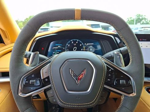 Used 2024 Chevrolet Corvette Stingray Premium Cpe w/ Z51 Performance Package RWD image 21