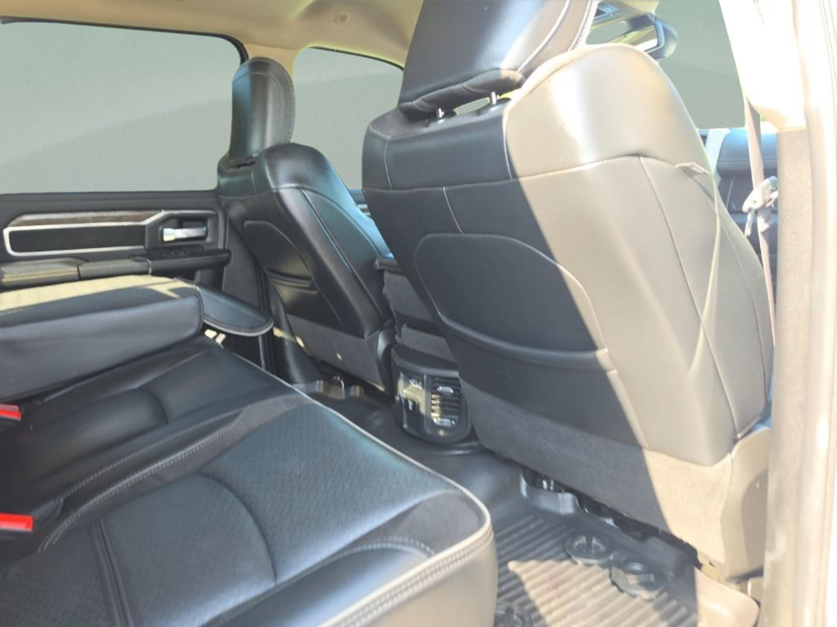 Used 2021 RAM 2500 Laramie AWD/4WD image 25
